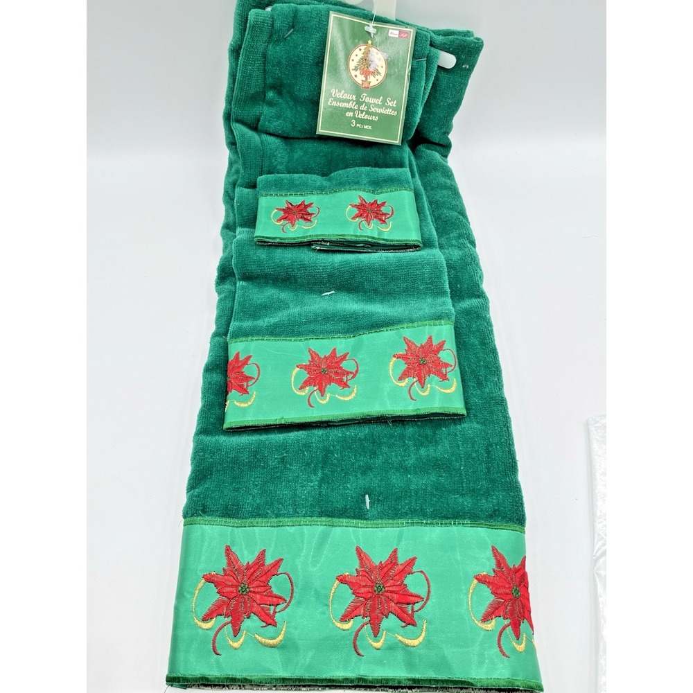 Vtge Velour Embroidered Poinsettia Holiday Christmas Towel Hand cloth 3 pc Set